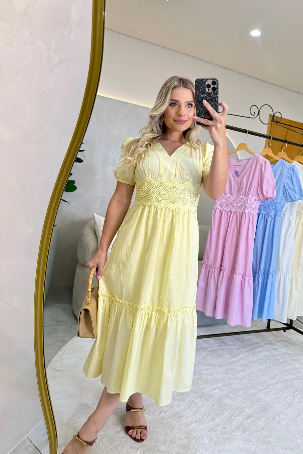 Vestido Bordado Midi Selena