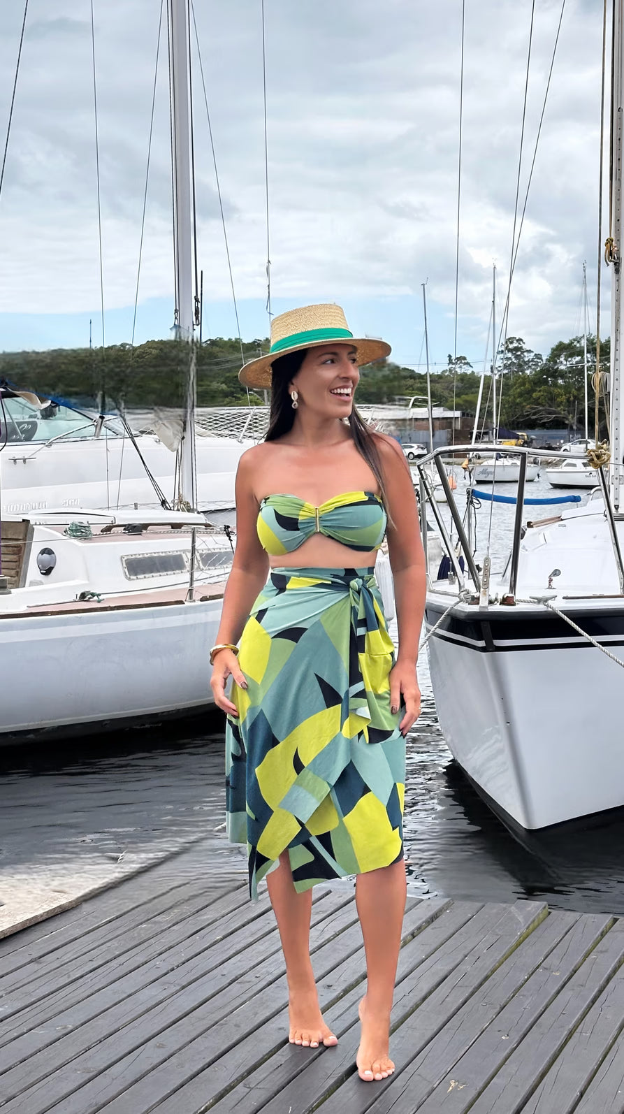 Conjunto Saída Eliora curta tropicália verde